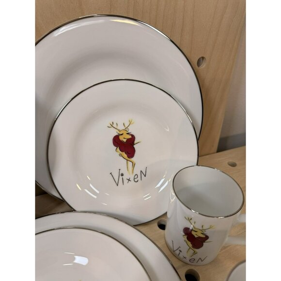 Pottery Barn Playful Reindeer Dishes Comet Vixen Blitzen Cupid 12 Piece 4 Sets - Picture 5 of 15